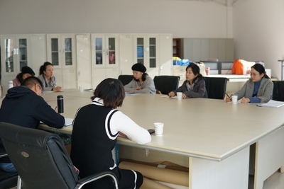 服裝專業建設指導委員會赴西南紡織服裝職教聯盟學?？疾煺{研，共謀專業設計服務發展
